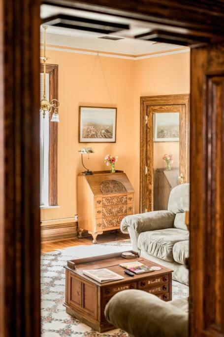 Ferienwohnung Peaceful Easy Feelings - King Sized Bed - Sleeps 2 Lynchburg Exterior foto