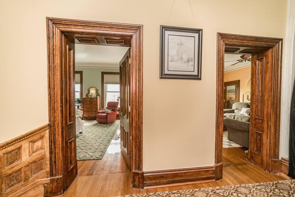 Ferienwohnung Peaceful Easy Feelings - King Sized Bed - Sleeps 2 Lynchburg Exterior foto